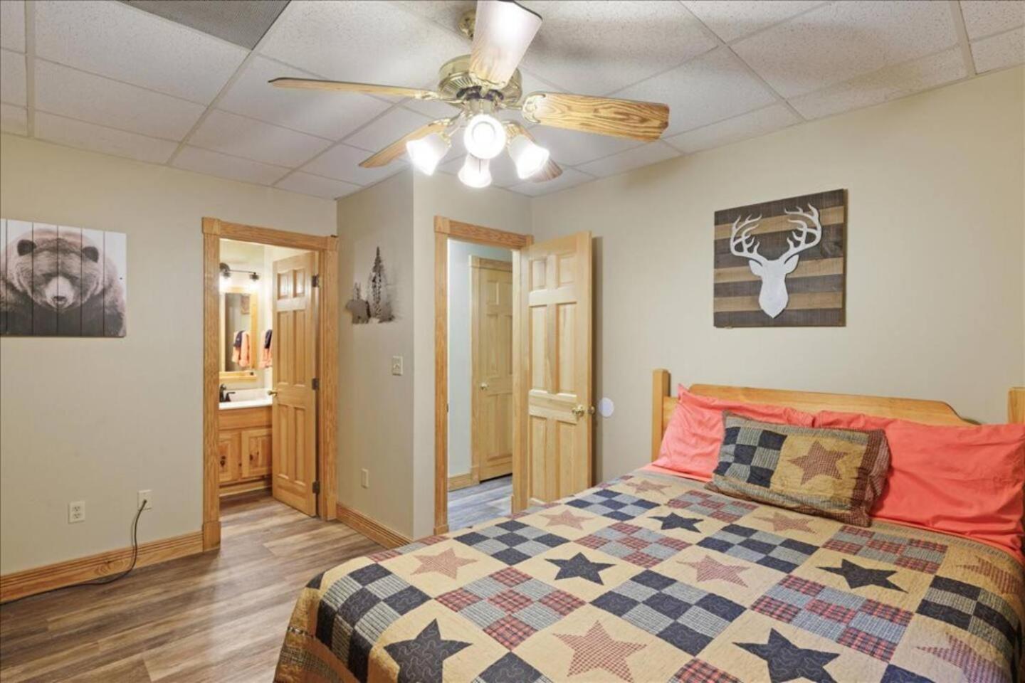 5Br Smoky Cabin Hot Tub, Games, 1 Mi To Parkway Pigeon Forge Exteriér fotografie