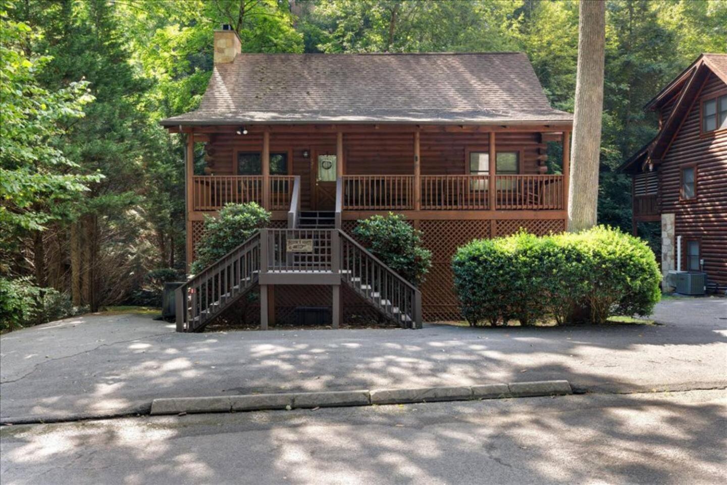 5Br Smoky Cabin Hot Tub, Games, 1 Mi To Parkway Pigeon Forge Exteriér fotografie