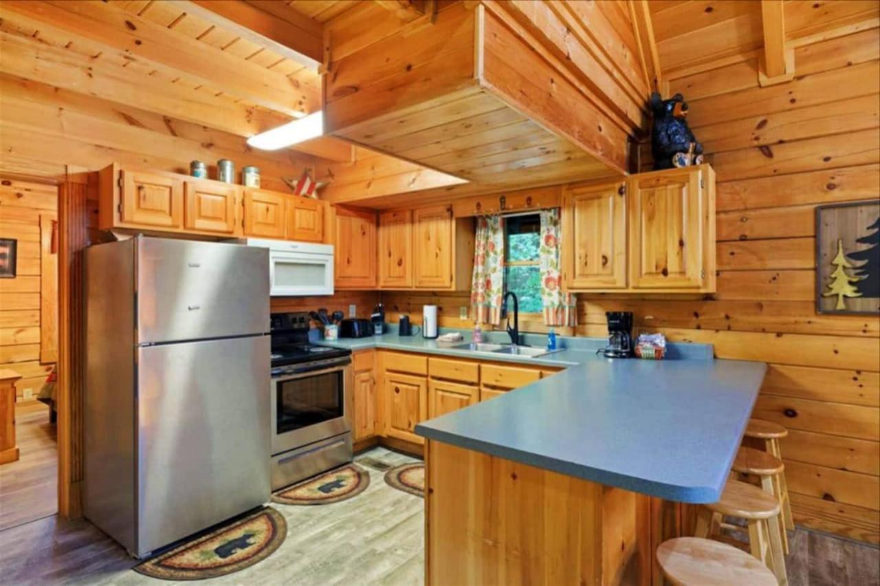 5Br Smoky Cabin Hot Tub, Games, 1 Mi To Parkway Pigeon Forge Exteriér fotografie